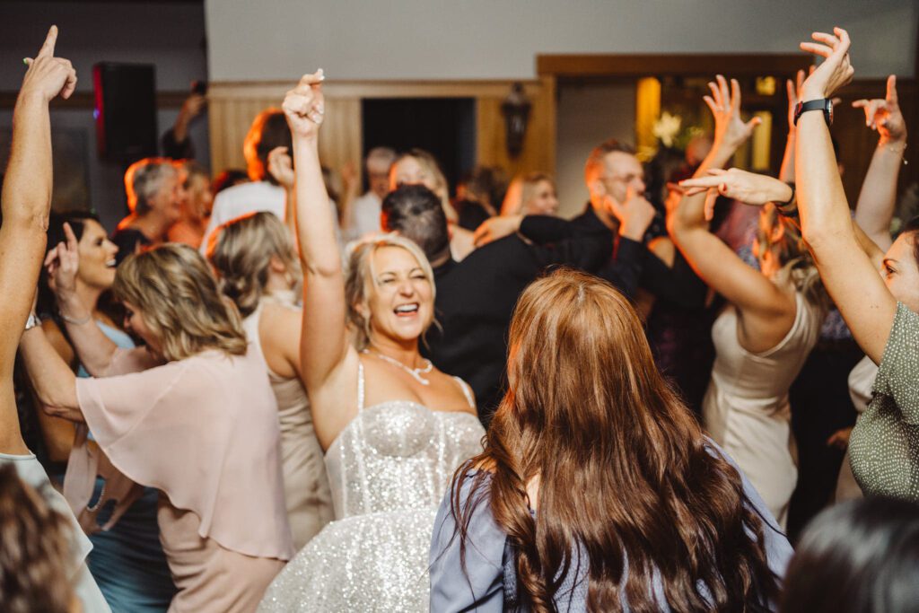 Kelowna_wedding_dj_venue_Harvest